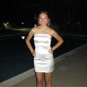 Meet your Posher, Evelyn